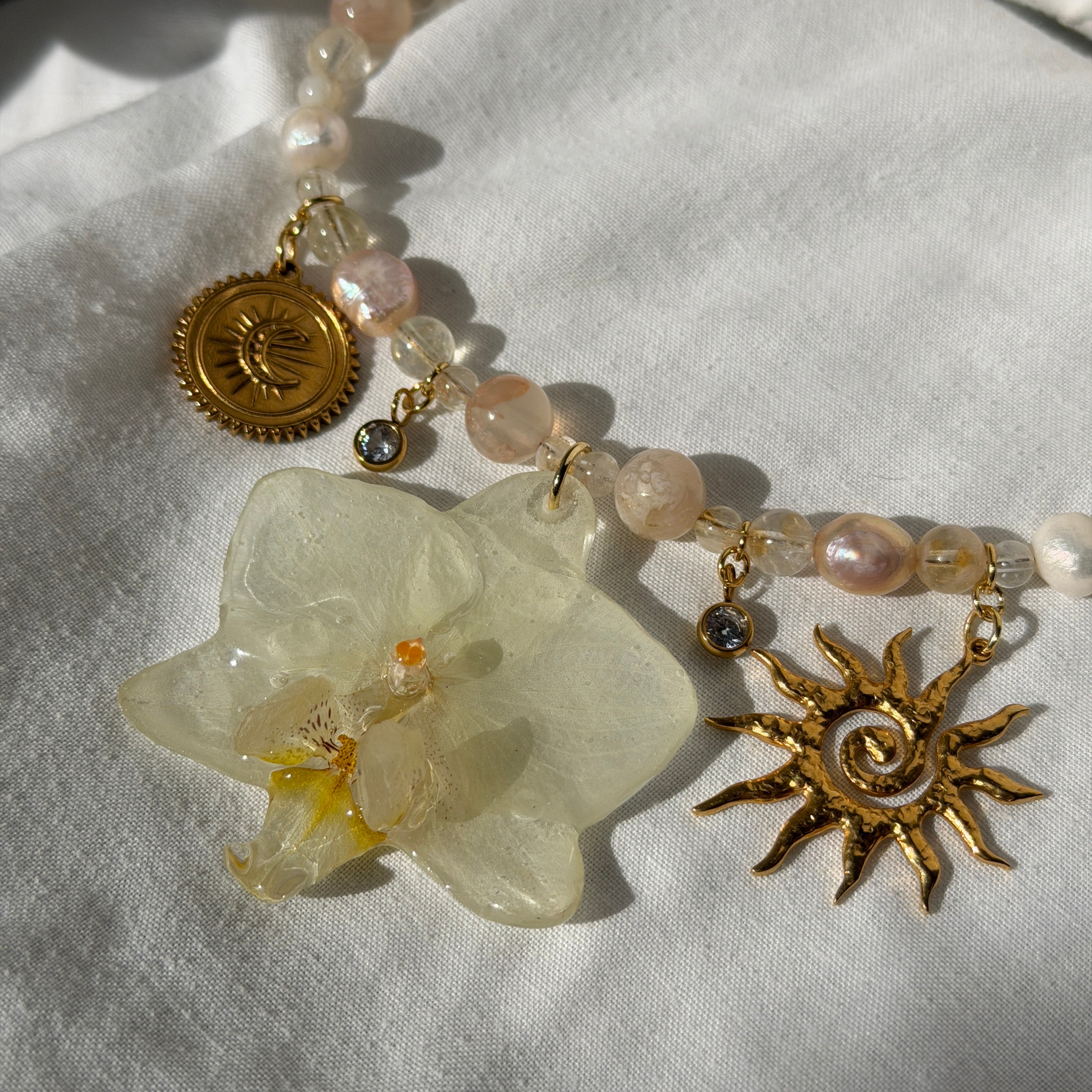 Collar Orquídea - Solaris