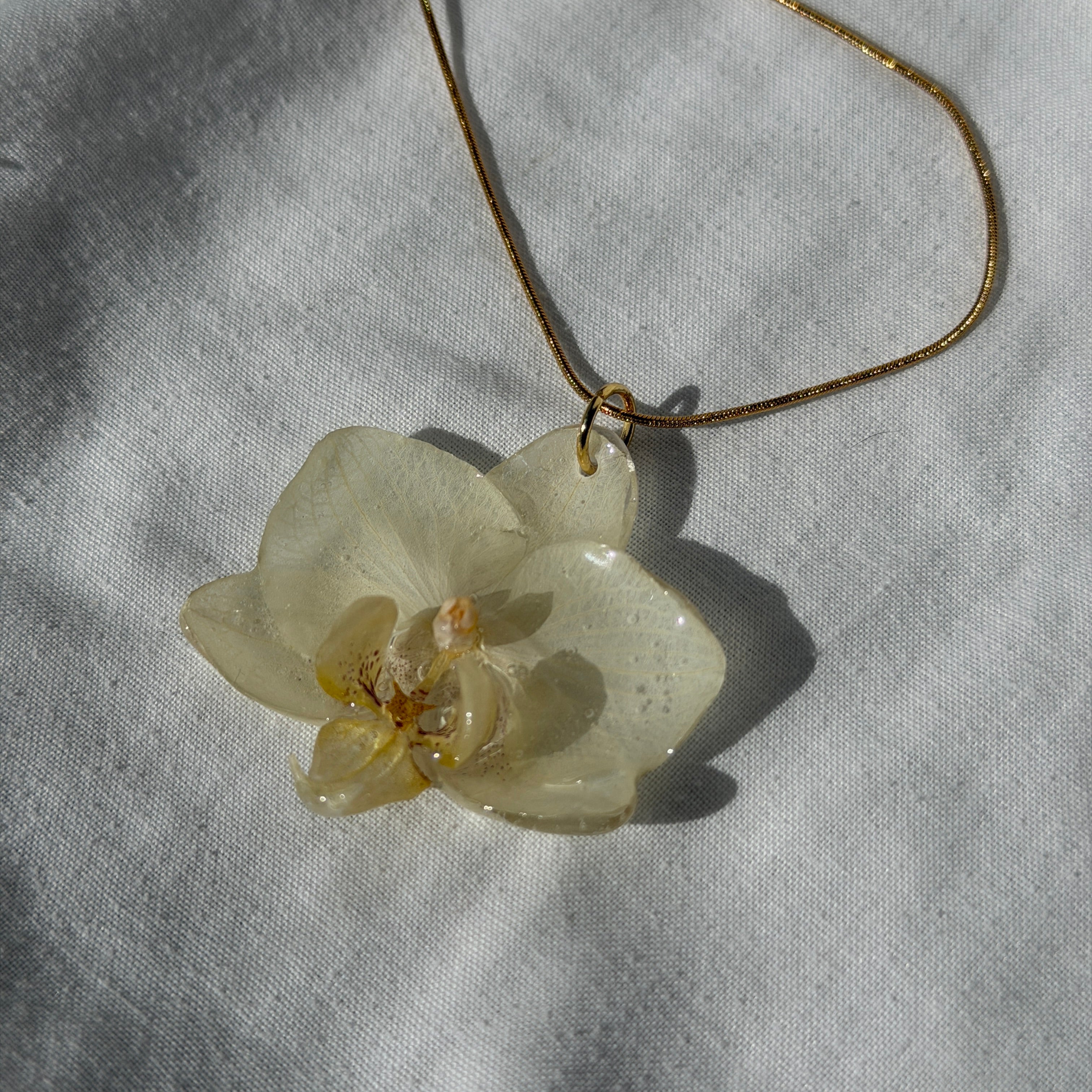 Collar Orquídea - Bruma