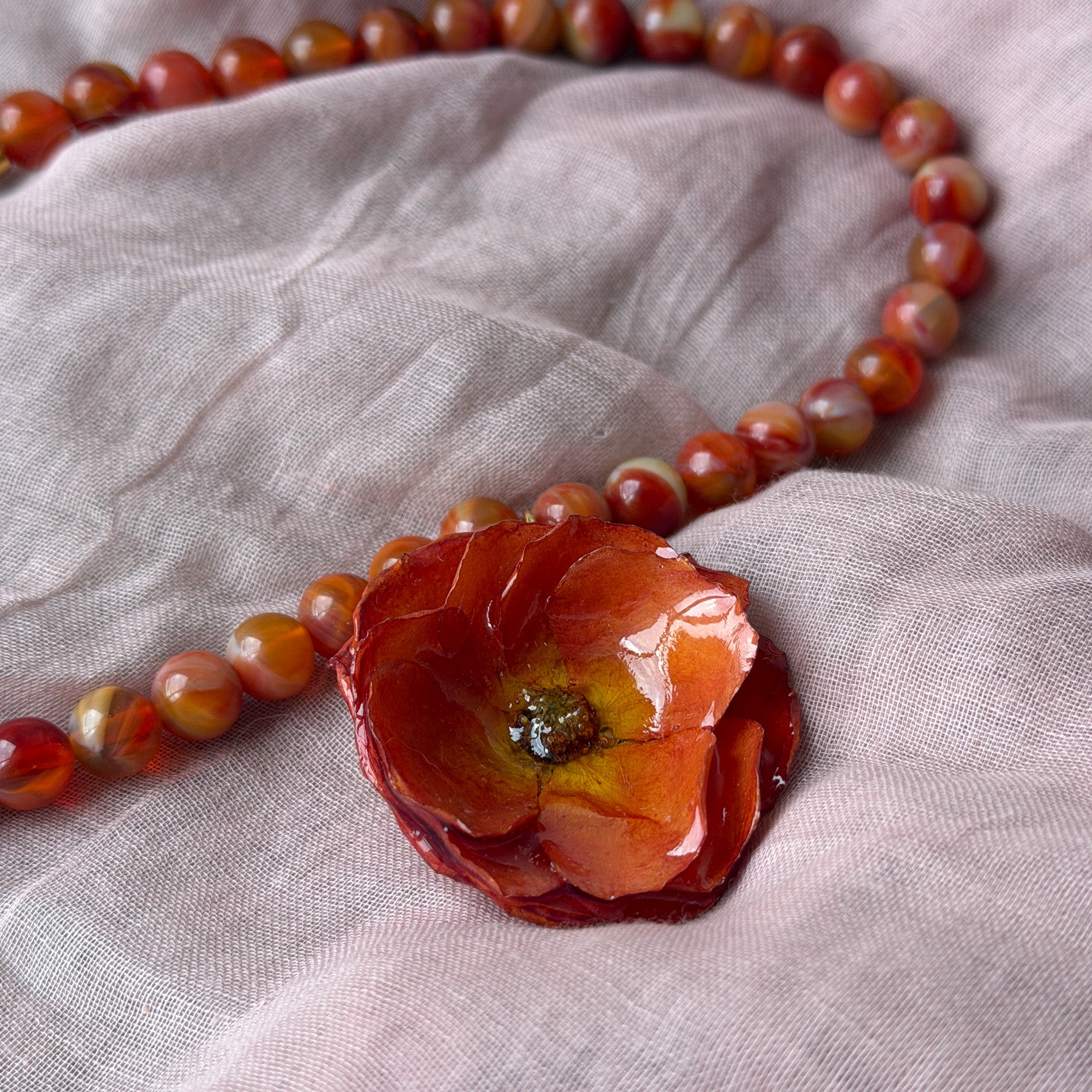 Collar Rosa - Ígnea