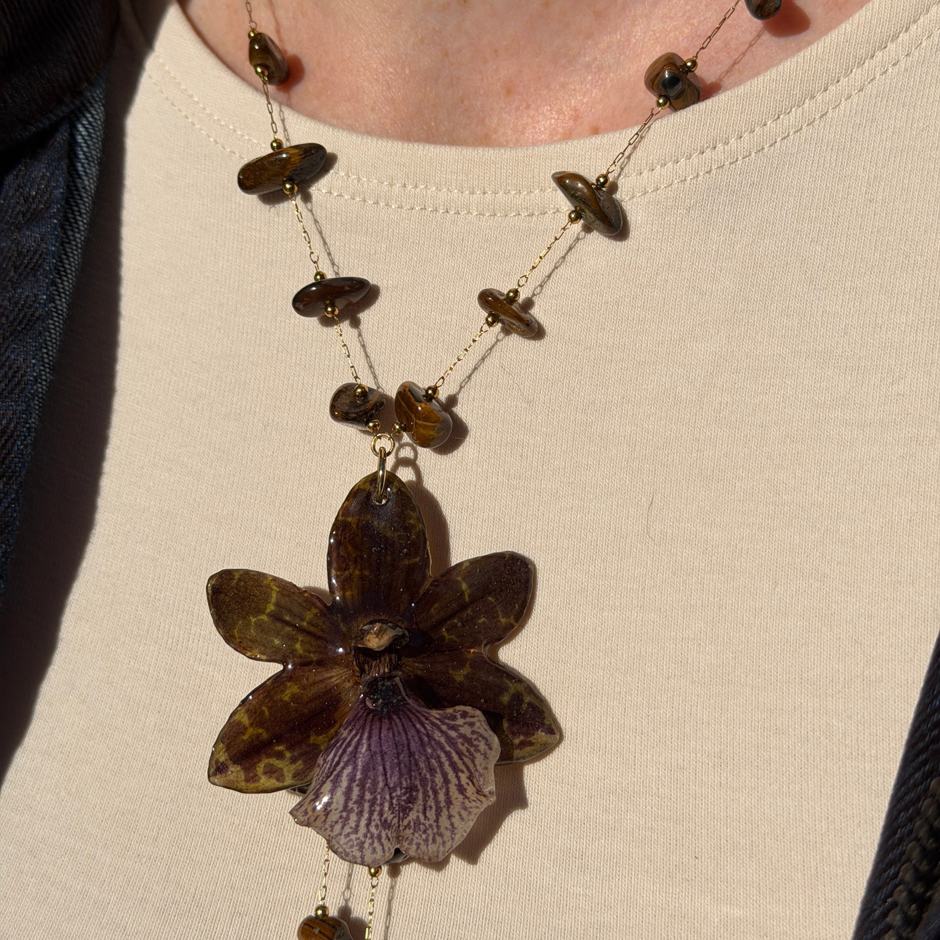 Collar Orquídea - Terra